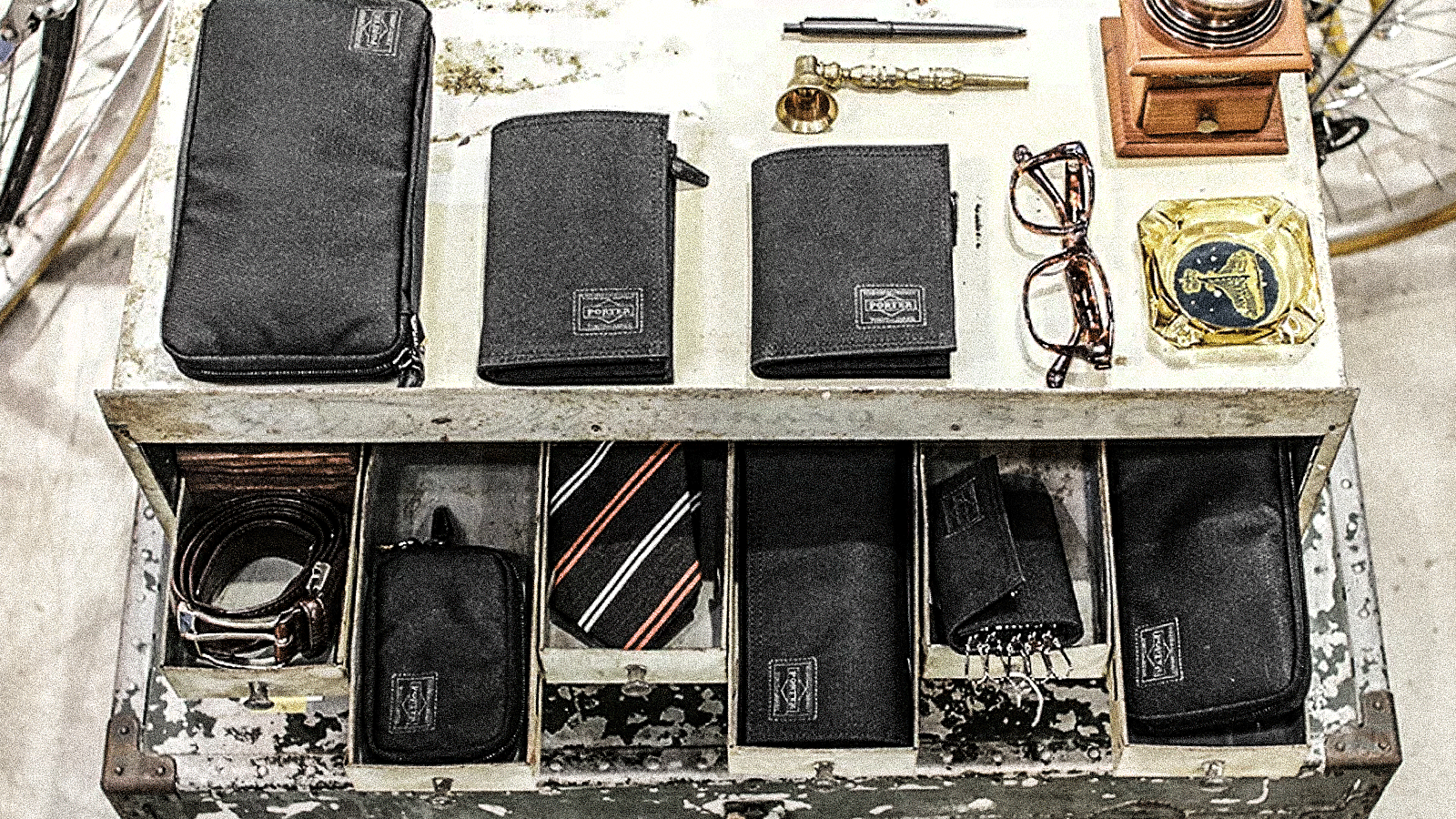 PORTER DILL（ポーター ディル）