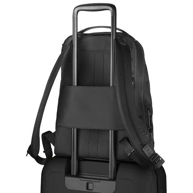 ビクトリノックス アロックスネロ リュック Victorinox 611804