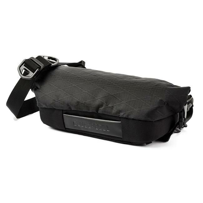 コードオブベル  ボディバッグ CODE OF BELL annex-carrier