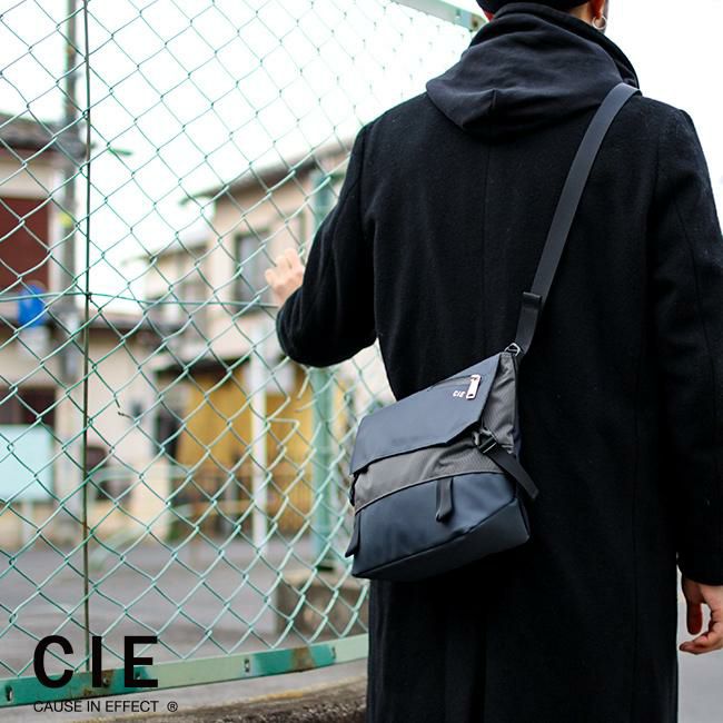 シー ヴァリアス ショルダーバッグ CIE cie-021802