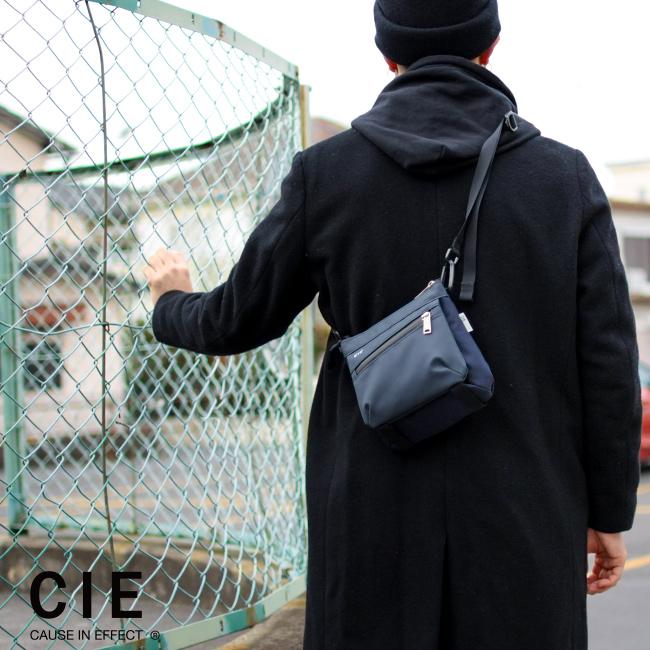 シー ヴァリアス ショルダーバッグ CIE cie-021803