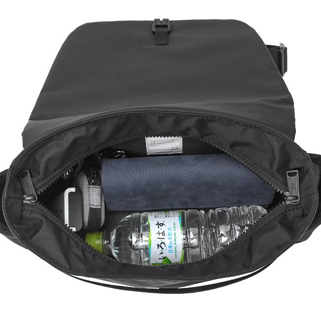 シー フロウ ショルダーバッグ CIE cie-022104