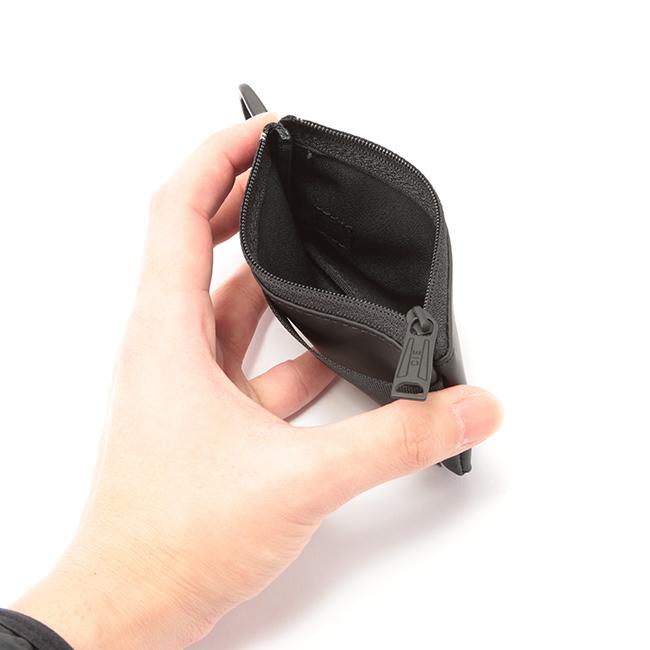 シー グリッド3 ポーチ CIE cie-032058