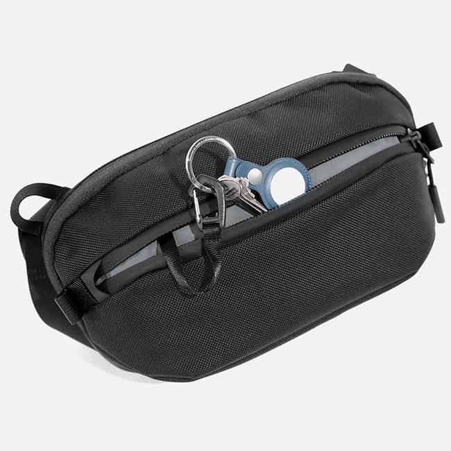 エアー トラベルコレクション ショルダーバッグ Aer day-sling3