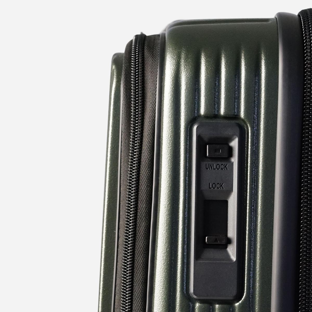 24色展開/2年保証】イノベーター スーツケース Mサイズ 55L 24インチ