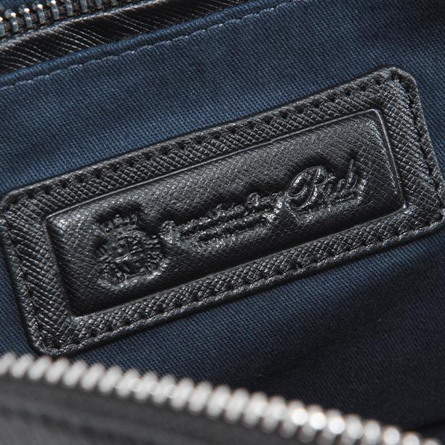 p.i.d セルヴァ ポーチ  pap152