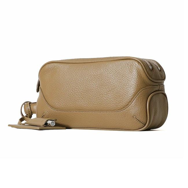 ペッレモルビダ メイデンボヤージュ クラッチバッグ セカンドバッグ