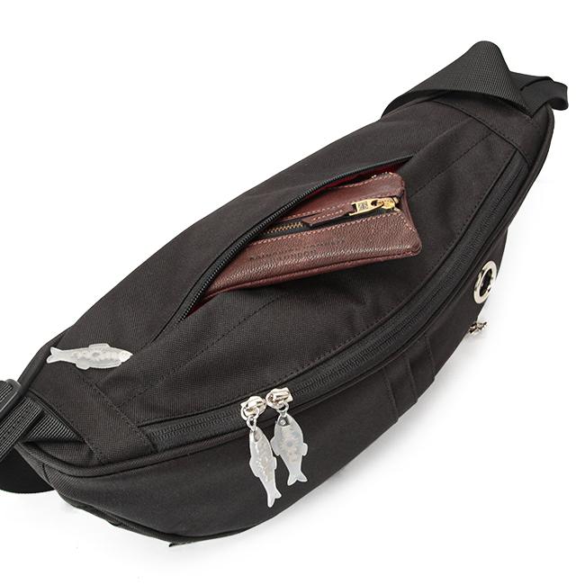 モーンクリエイションズ シャーク ボディバッグ  sk-110