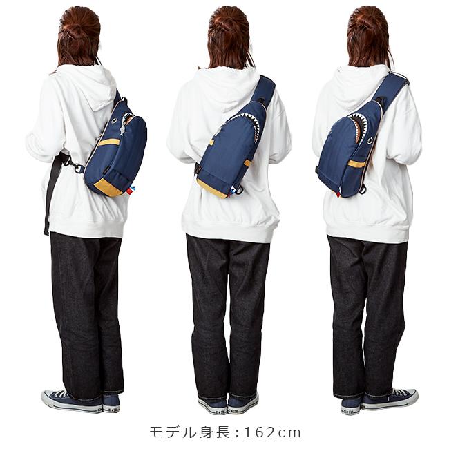 美品❣️MORN CREATIONS シャーク　ボディバック（ネイビー） モーン・クリエイションズ MORN CREATIONS モーンクリエイションズ