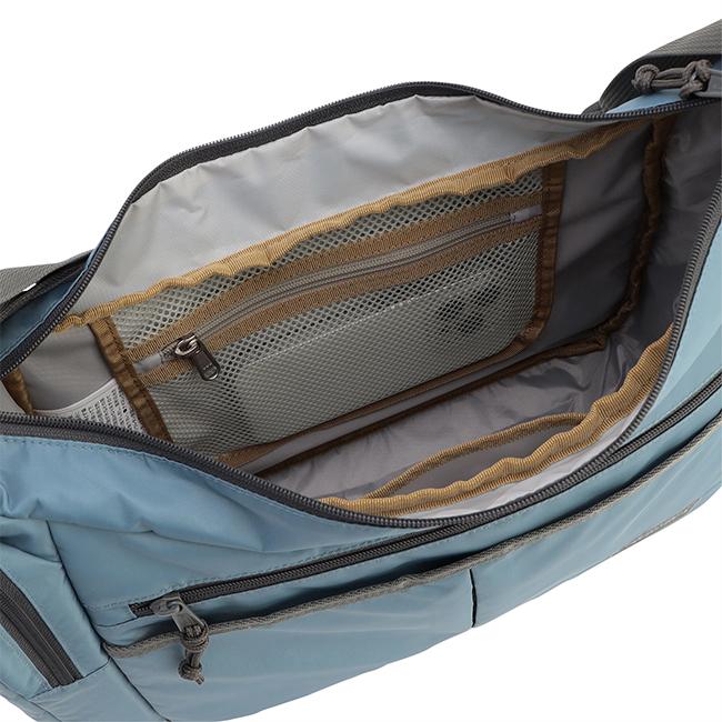 コールマン ウォーカー ショルダーバッグ Coleman walker-cs-md