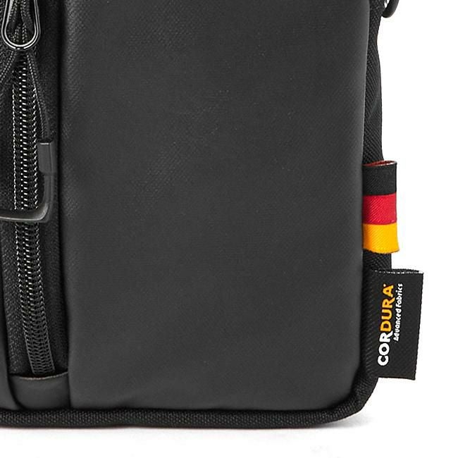 バーマス バウアーゲーエン ショルダーバッグ BERMAS bermas-60620