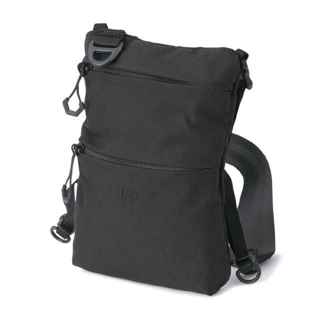 F/CE. ファイヤーレジスタント ショルダーバッグ  fr-v-pouch