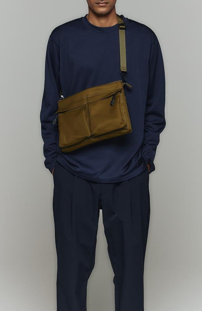 アントラック CITY/VT ショルダーバッグ  untrack-60023