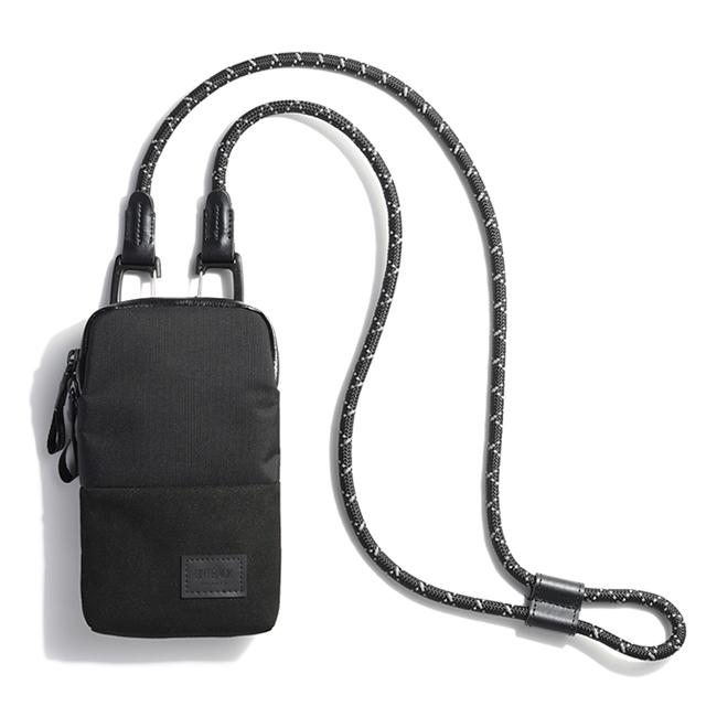 アントラック OUTDOOR CE ショルダーバッグ  untrack-60051