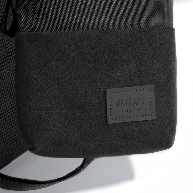 アントラック OUTDOOR CE ショルダーバッグ  untrack-60051