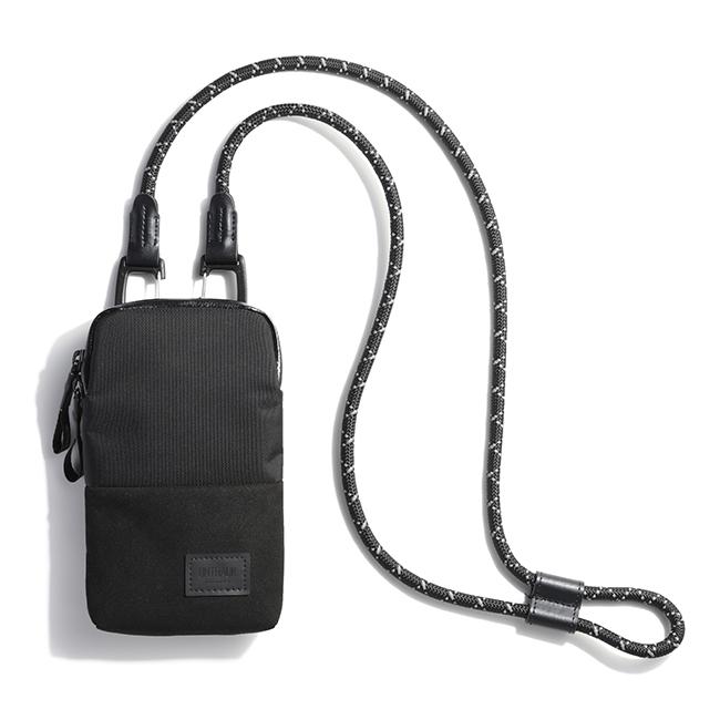 アントラック OUTDOOR CE ショルダーバッグ  untrack-60051