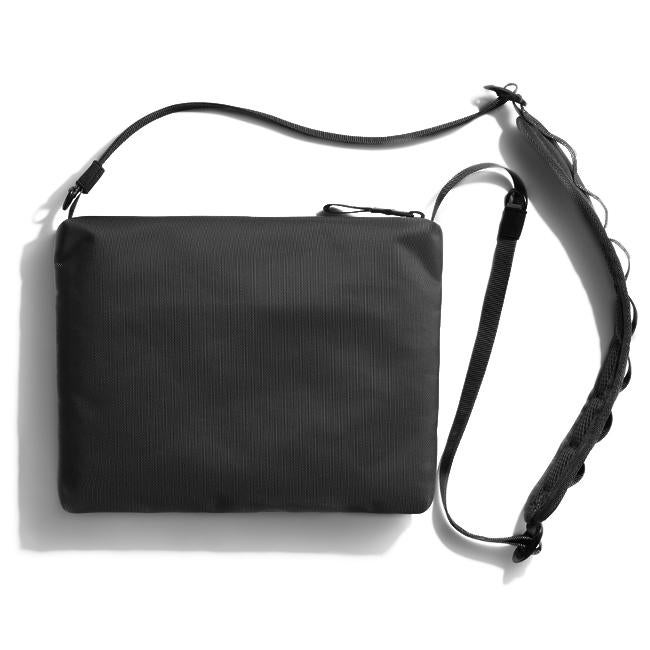 アントラック OUTDOOR CE サコッシュ  untrack-60052