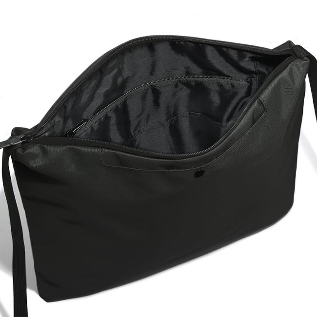 アントラック OUTDOOR/CBE サコッシュ  untrack-60053