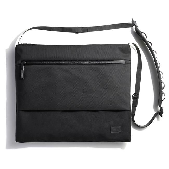 アントラック OUTDOOR/CBE サコッシュ  untrack-60053