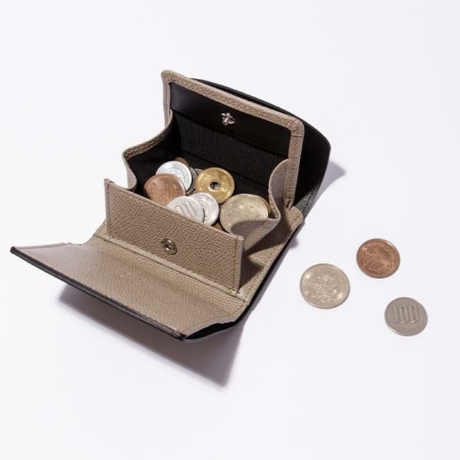 ソポ デギャーマン 二つ折り財布  so57