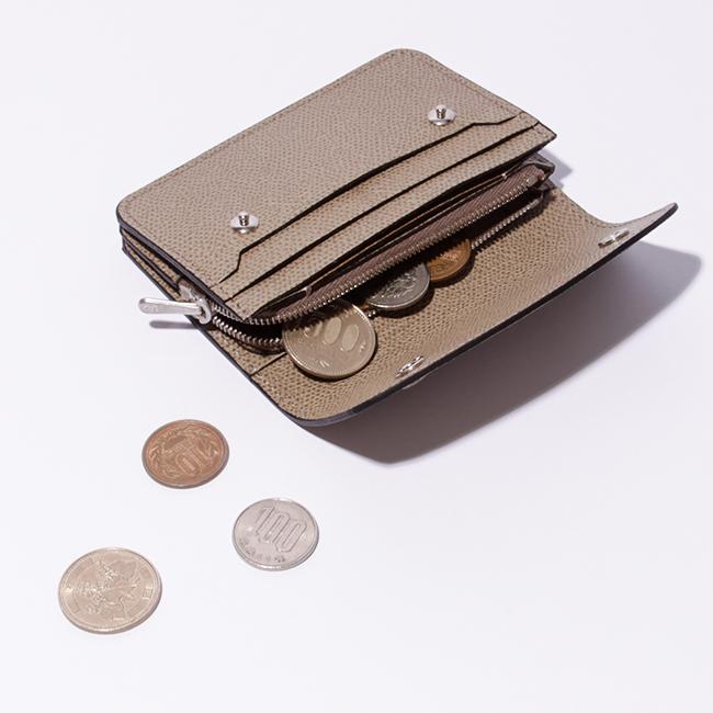 ソポ デギャーマン 二つ折り財布  so58