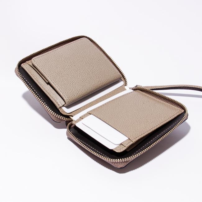 ソポ デギャーマン 二つ折り財布  so36