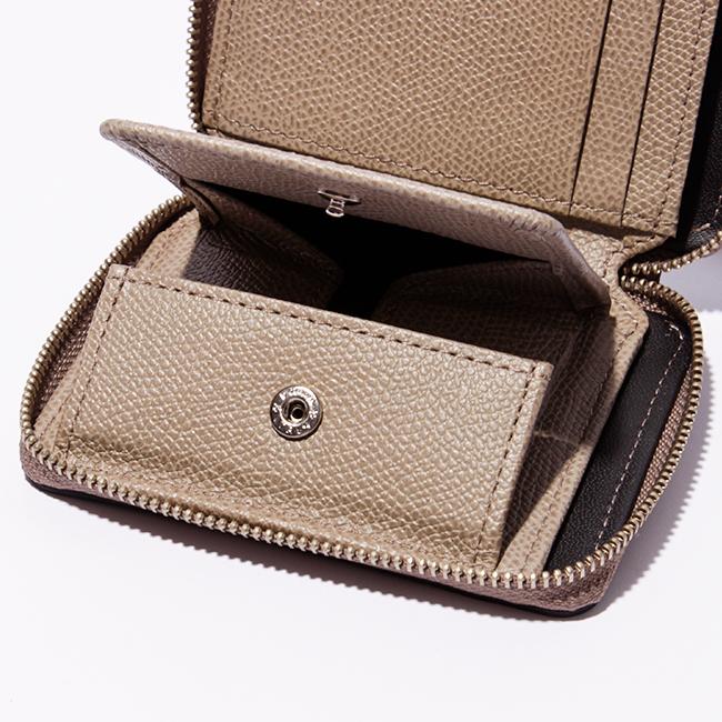 ソポ デギャーマン 二つ折り財布  so36