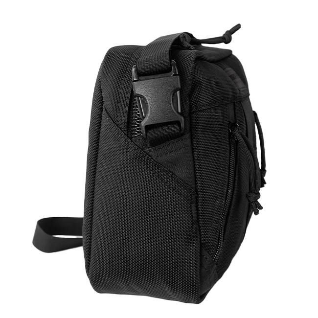 ブリーフィング USA/デルタ ショルダーバッグ BRIEFING delta-slasher-mini