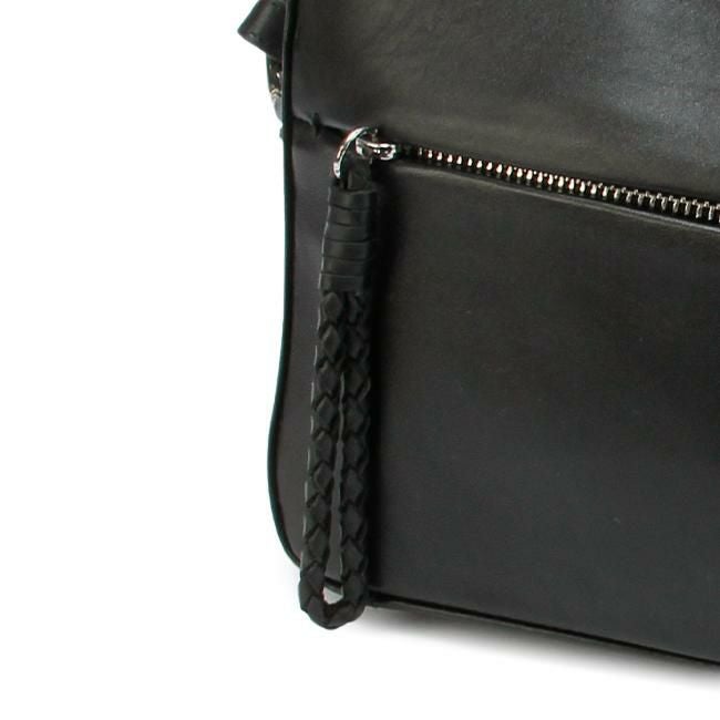 p.i.d エクリール ボディバッグ  paz104