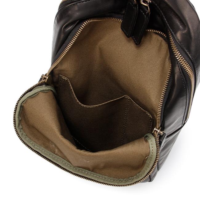 ダコタ ブラックレーベル ホースト3 ボディバッグ Dakota black label da-1623807