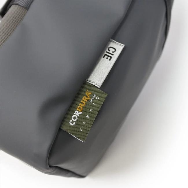 シー グリッド3 ショルダーバッグ CIE cie-032067