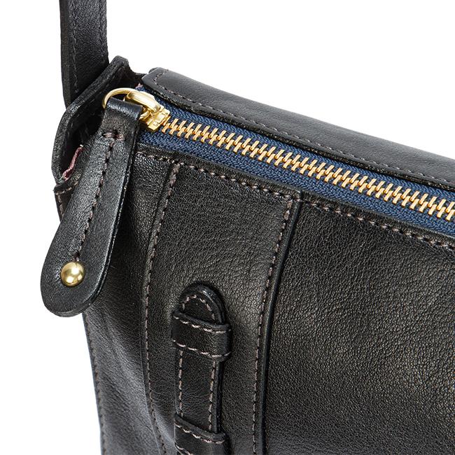 ダコタ キューブ ショルダーバッグ Dakota da-1030300