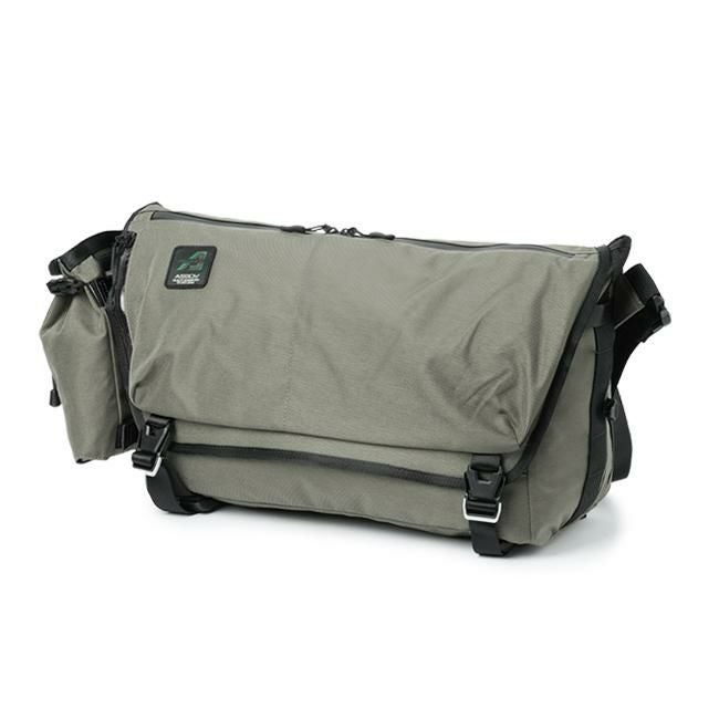 アッソブ コーデュラファインテックス メッセンジャーバッグ A2SOV as2ov-152318