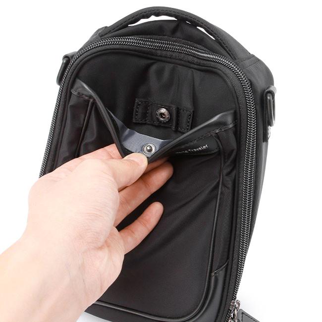 ワールドトラベラー クロトS ショルダーバッグ World Traveler wt-17471