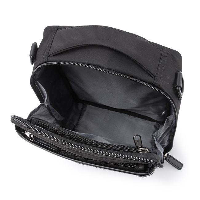 ワールドトラベラー クロトS ショルダーバッグ World Traveler wt-17472