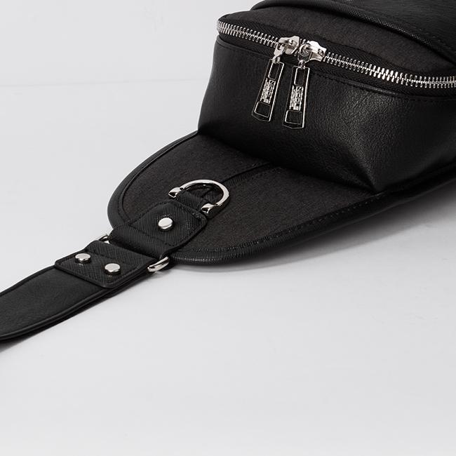 NICOLE L・I COLLECTION ファーカス ボディバッグ  nil282