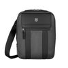 ビクトリノックス アーキテクチャーアーバン2.0 ショルダーバッグ Victorinox archi-crossbody-bag