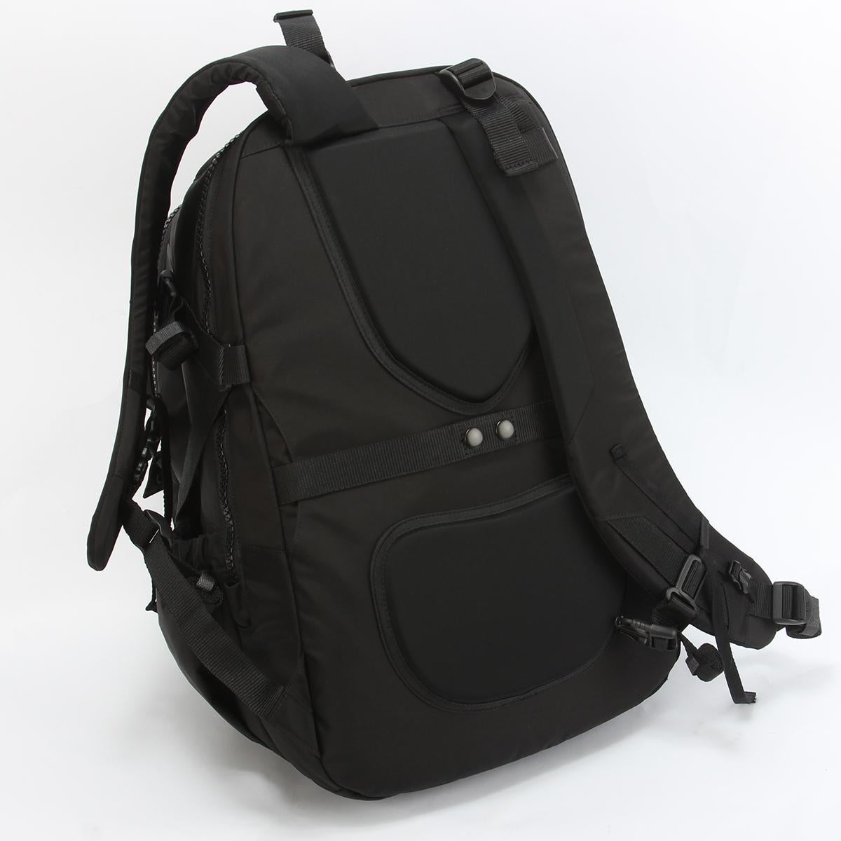 F/CE. リュック バックパック 32L 2層 B4 PC収納 チェストベルト