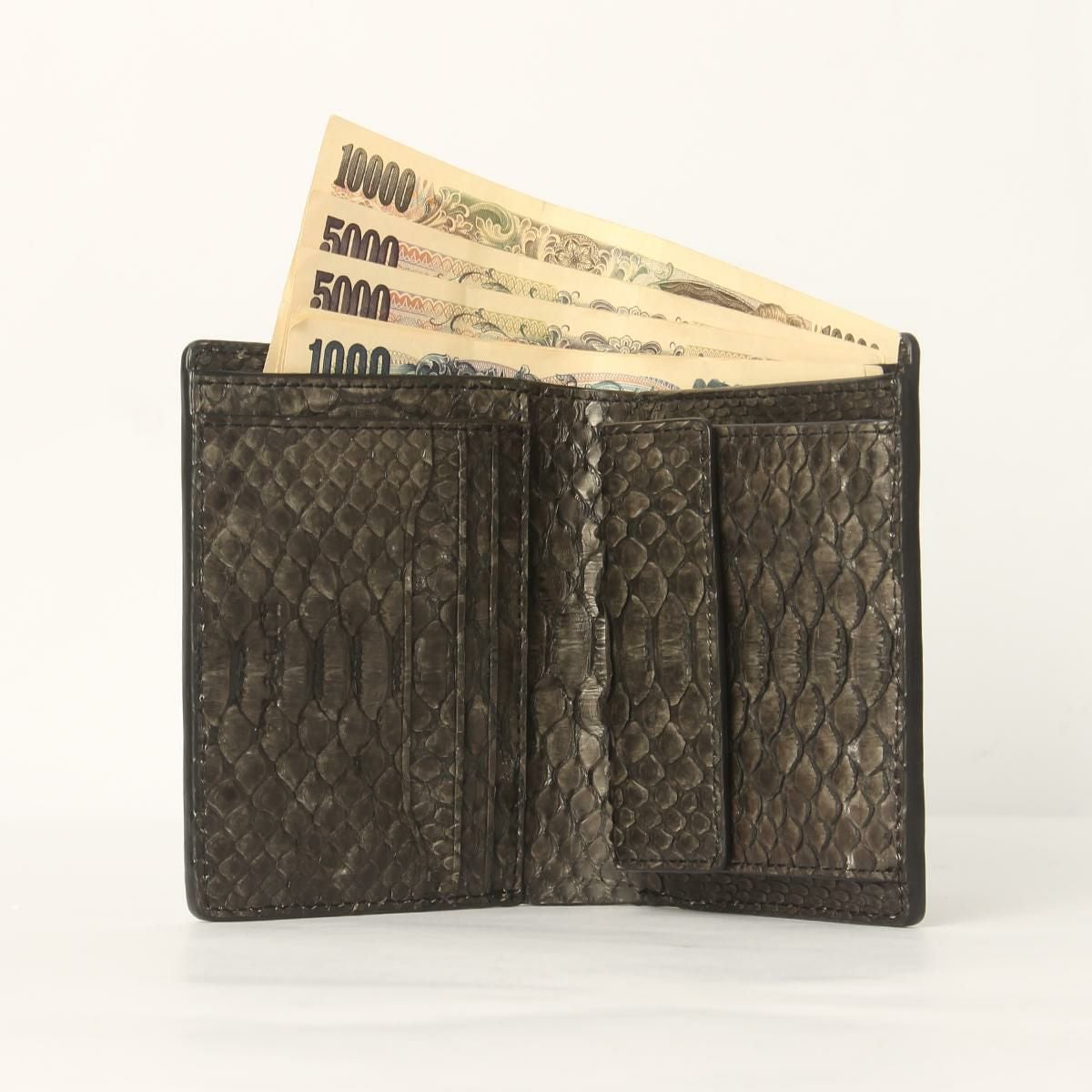 クベラ DIAMOND PYTHON 二つ折り財布  kbr-51194