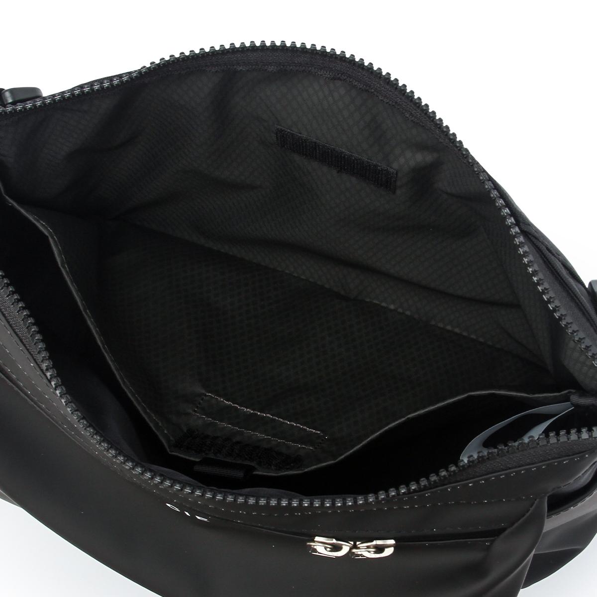 シー ヴァリアス ショルダーバッグ CIE cie-021824