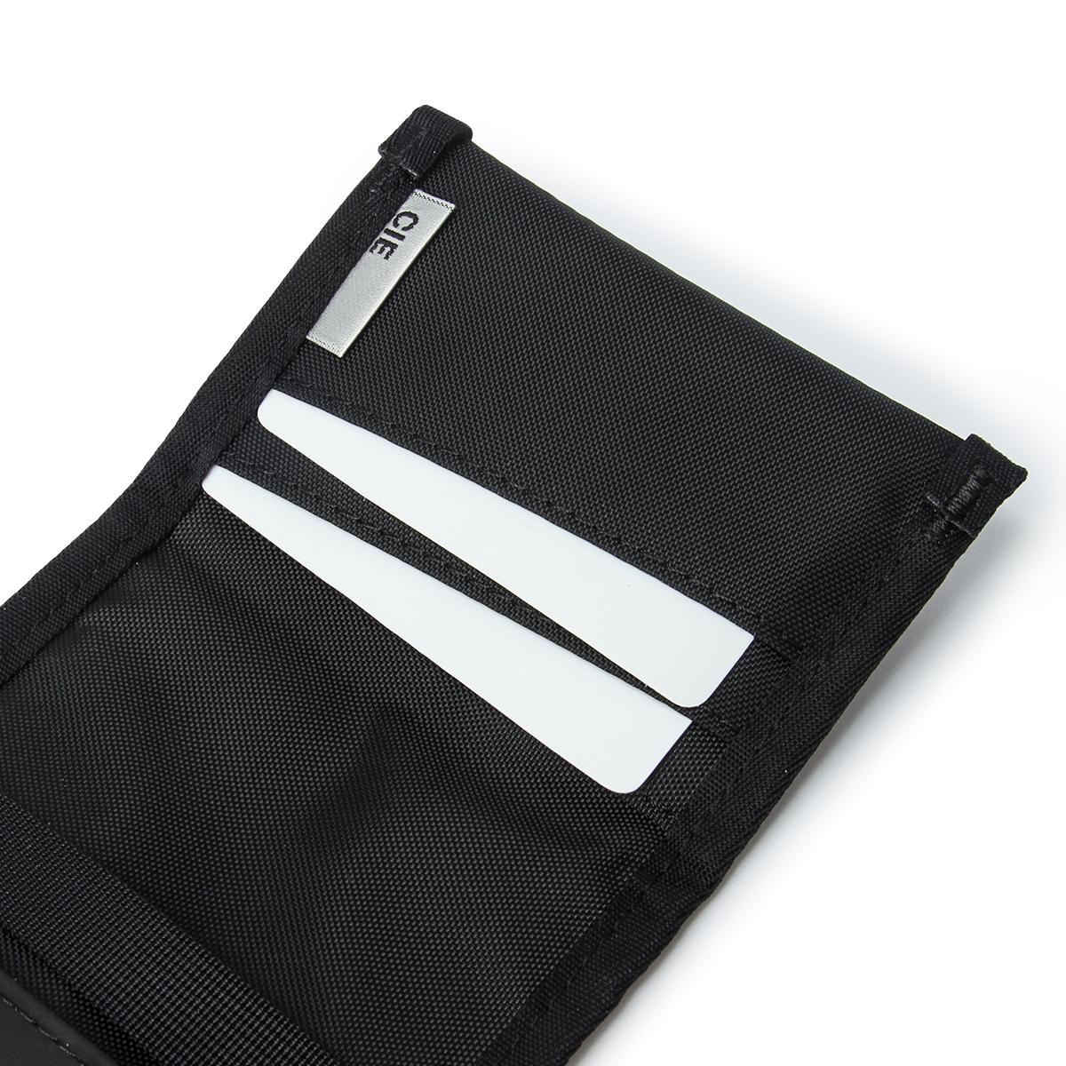 シー ヴァリアス ミニウォレット CIE cie-021851