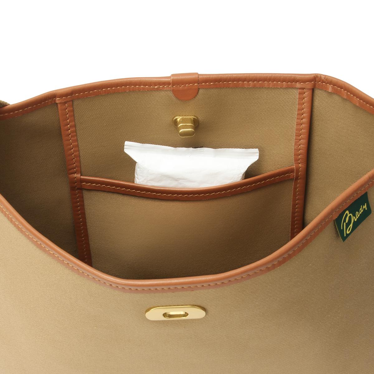 ブレディ LOWCA ショルダーバッグ Brady lowca