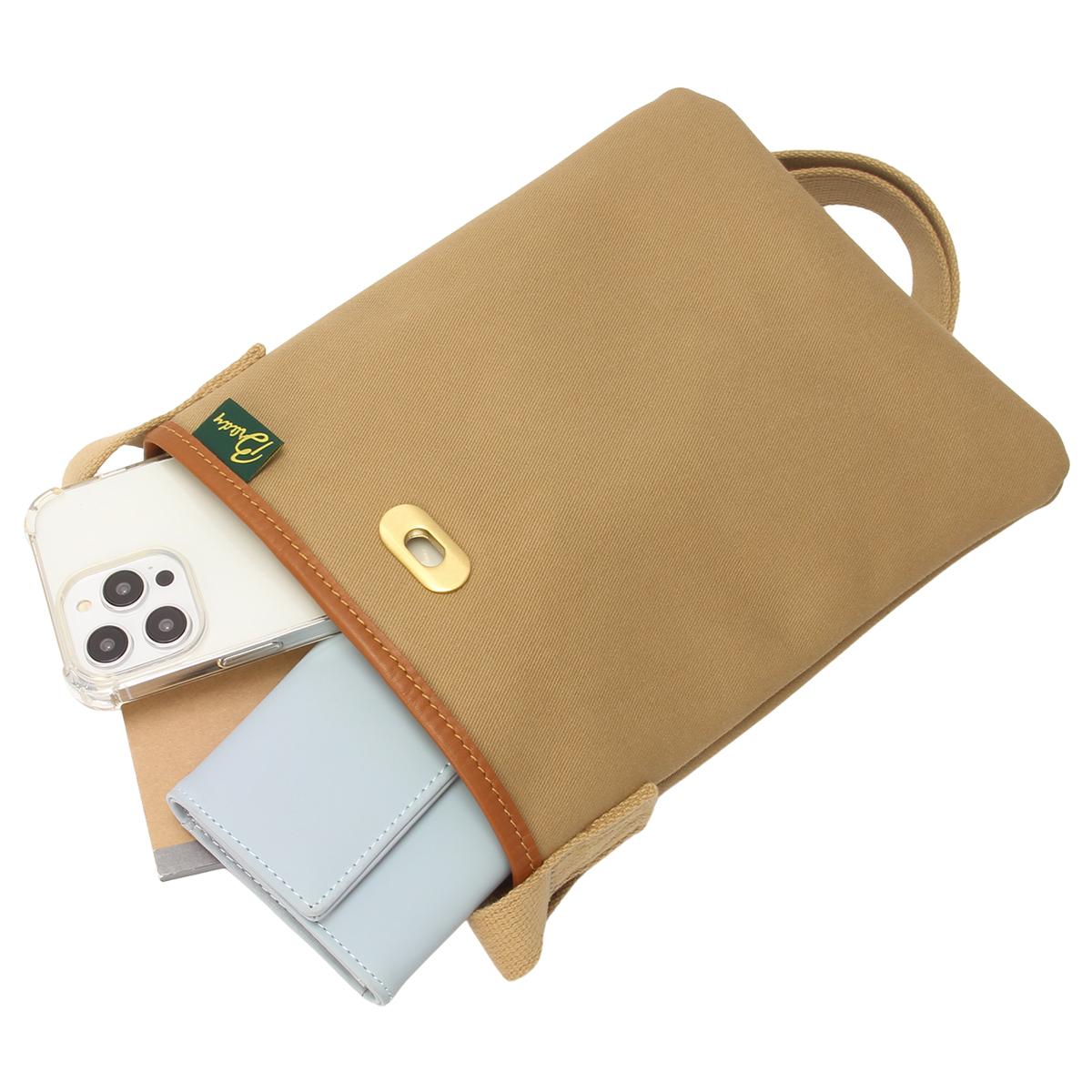 ブレディ LOWCA ショルダーバッグ Brady lowca-medium