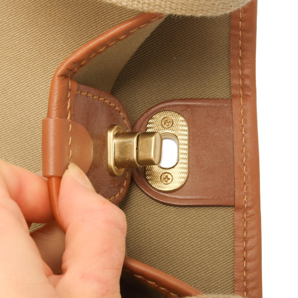 ブレディ LOWCA ショルダーバッグ Brady lowca-medium