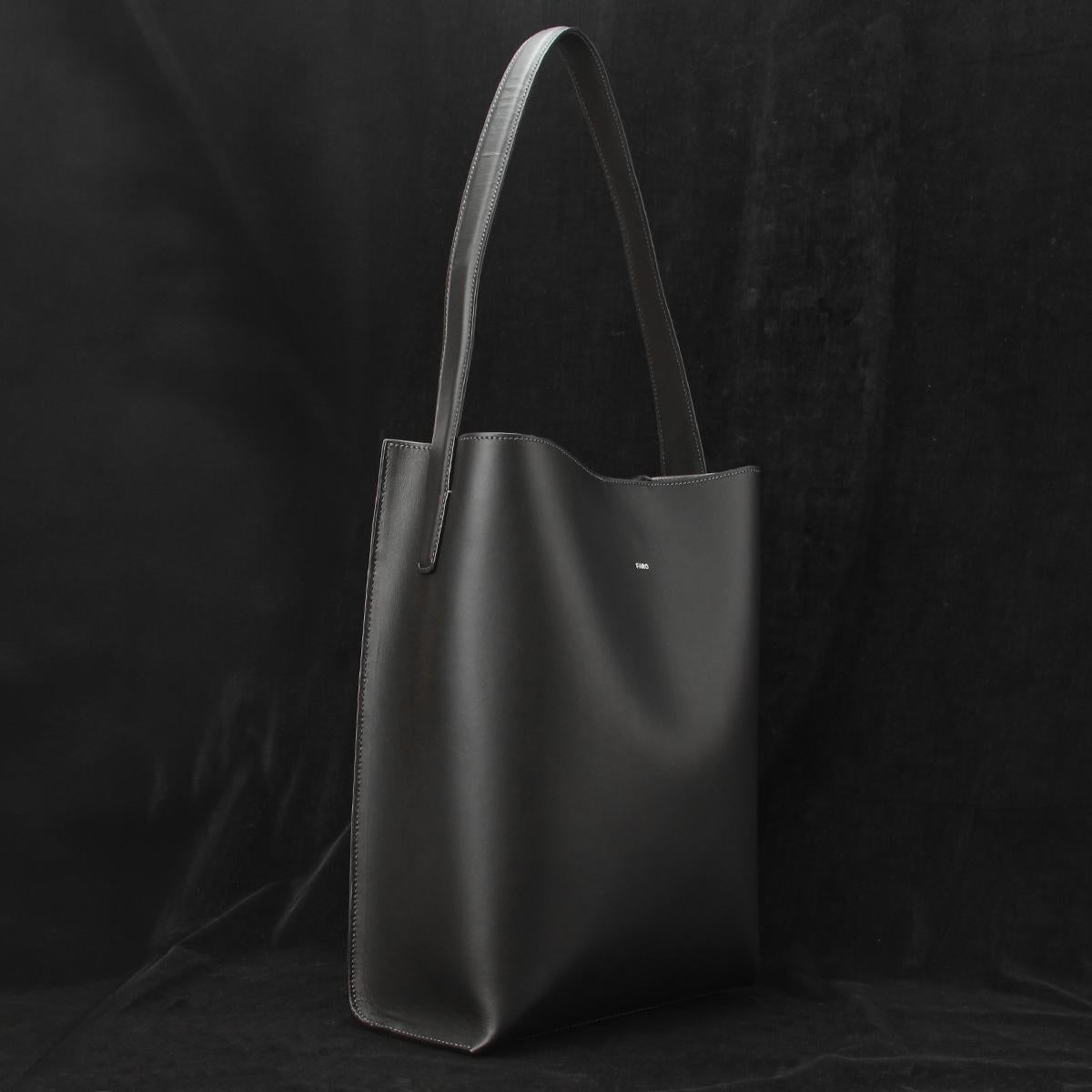 ファーロ Calma ショルダーバッグ FARO cal-shoulder-m