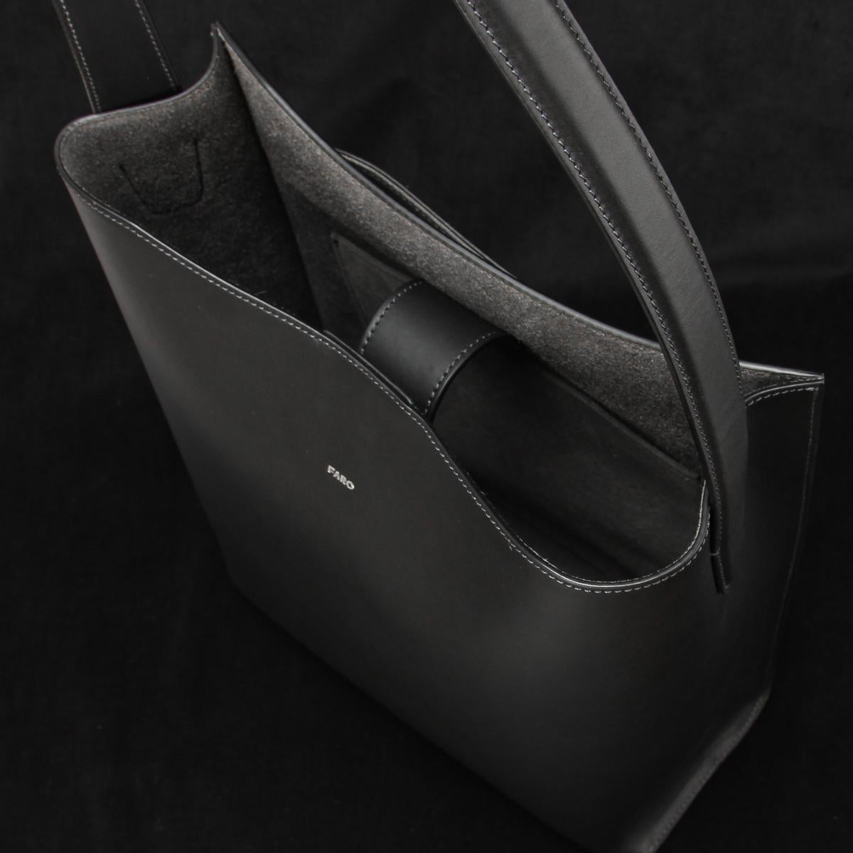 ファーロ Calma ショルダーバッグ FARO cal-shoulder-m