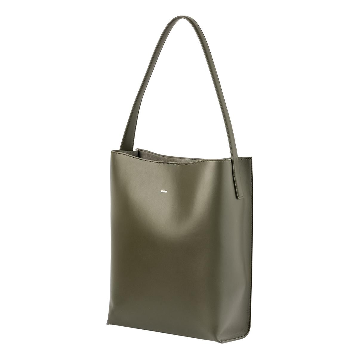 ファーロ Calma ショルダーバッグ FARO cal-shoulder-m
