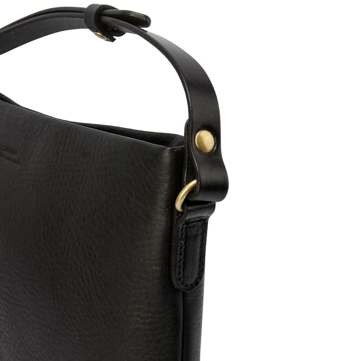 スロウ cb サコッシュ SLOW 858s43p