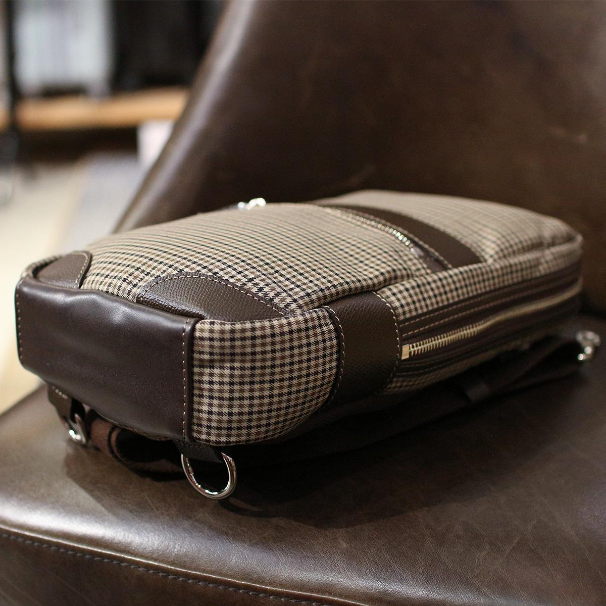 チェック柄レザーボディバッグ バーバリー BURBERRY 8084114 ボディバッグ メンズ バッグ ベルト