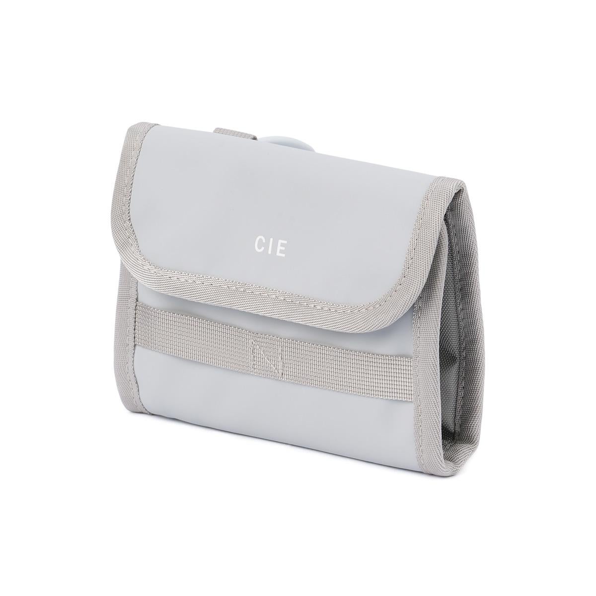 シー グリッド3 二つ折り財布 CIE cie-032300